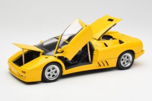 Lamborghini Diablo Roadster Žlutý AUTOart 1:18 70092 Kov – obrázek 2 z 8