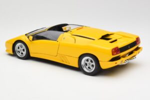 Lamborghini Diablo Roadster Žlutý AUTOart 1:18 70092 Kov – obrázek 7 z 8