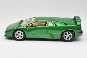 Lamborghini Diablo SE Zelený Maisto 1:18 50303 Kov – obrázek 4 z 8