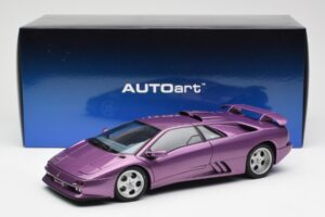 Lamborghini Diablo SE30 Jota Metalická Fialová AUTOart 1:18 79142 Kompozit – obrázek 8 z 8
