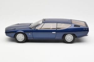 Lamborghini Espada Modrý Metallic AUTOart 1:18 74502 Kov – obrázek 4 z 8