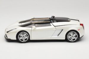 Lamborghini Gallardo Concept Bílý Mondo Motors 1:18 146432 Kov – obrázek 4 z 8