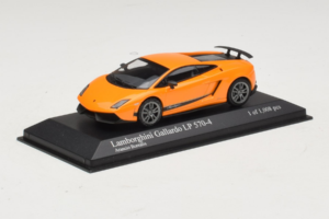 Lamborghini Gallardo LP570-4 Superleggera Oranžový Metalický Minichamps 1:43 400103841 Kov – obrázek 2 z 5
