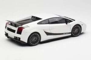 Lamborghini Gallardo Superleggera Monocerus Metallic Bílý AUTOart 1:18 74585 Kov – obrázek 3 z 8