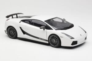 Lamborghini Gallardo Superleggera Monocerus Metallic Bílý AUTOart 1:18 74585 Kov – obrázek 6 z 8