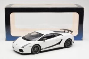 Lamborghini Gallardo Superleggera Monocerus Metallic Bílý AUTOart 1:18 74585 Kov – obrázek 8 z 8