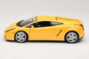 Lamborghini Gallardo Žlutý Maisto 1:18 31655 Kov – obrázek 4 z 8