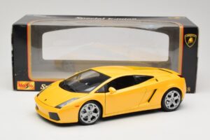 Lamborghini Gallardo Žlutý Maisto 1:18 31655 Kov – obrázek 8 z 8