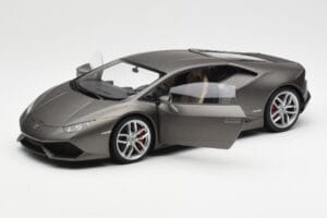 Lamborghini Huracan LP610-4 Šedý AUTOart 1:18 74606 Kompozit – obrázek 2 z 8