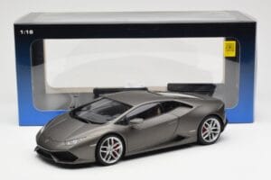 Lamborghini Huracan LP610-4 Šedý AUTOart 1:18 74606 Kompozit – obrázek 8 z 8