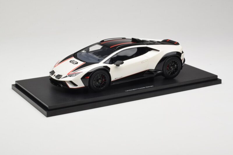Lamborghini Huracan Sterrato No. 63 Bílý TopSpeed 1:18 TS0610 Pryskyřice
