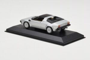 Lamborghini Jalpa Stříbrný Minichamps 1:43 400103601 Kov – obrázek 3 z 4