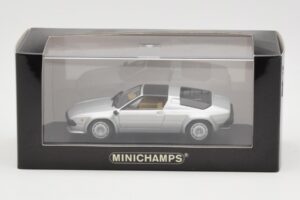 Lamborghini Jalpa Stříbrný Minichamps 1:43 400103601 Kov – obrázek 4 z 4