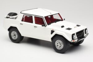 Lamborghini LM002 Bílý Kyosho 1:18 GTS18508W Pryskyřice – obrázek 4 z 6