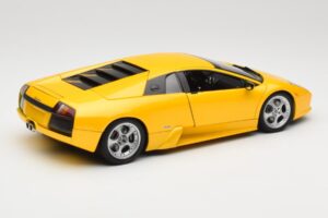 Lamborghini Murcielago LP640 Giallo Orion AUTOart 1:18 74511 Kov – obrázek 3 z 8
