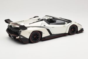 Lamborghini Veneno Roadster Bílý S Červenou Linkou Kyosho 1:18 C09502W Kov – obrázek 2 z 6