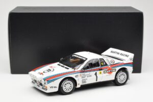 Lancia 037 Martini #1 W. Rohrl / C. Geistdorfer Winner Rally Monte Carlo 1983 Noční Verze Kyosho 1:18 08306A Kov – obrázek 8 z 8