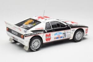 Lancia 037 #1 G. Cunico / E. Bartolich Targa Florio Winner 1983 Kyosho 1:18 08302H Kov – obrázek 3 z 8
