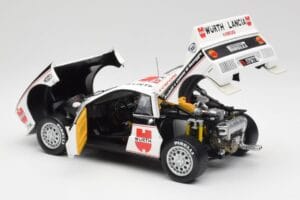 Lancia 037 #1 G. Cunico / E. Bartolich Targa Florio Winner 1983 Kyosho 1:18 08302H Kov – obrázek 5 z 8