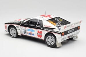 Lancia 037 #1 G. Cunico / E. Bartolich Targa Florio Winner 1983 Kyosho 1:18 08302H Kov – obrázek 7 z 8