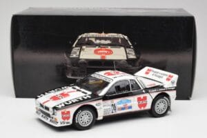 Lancia 037 #1 G. Cunico / E. Bartolich Targa Florio Winner 1983 Kyosho 1:18 08302H Kov – obrázek 8 z 8