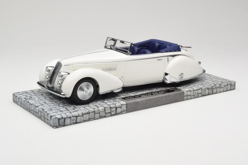 Lancia Astura Tipo 233 Corto Bílý Minichamps 1:18 107125330 Pryskyřice
