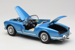 Lancia Aurelia B24 Spider Modrý Bburago 1:18 3010-M1 Kov – obrázek 5 z 8