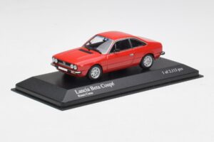 Lancia Beta Coupe Červený Minichamps 1:43 400125720 Kov – obrázek 2 z 3