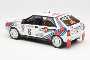 Lancia Delta HF 4WD #6 M. Biasion / T. Siviero Martini Rally Monte Carlo 1987 Kyosho 1:18 08960A Kov – obrázek 7 z 8