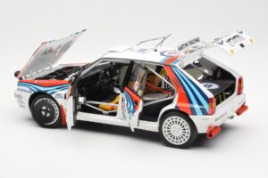 Lancia Delta HF Integrale Evo Martini #4 D. Auriol / B. Occelli Winner Rally Monte Carlo 1992 Kyosho 1:18 08348A Kov – obrázek 5 z 8