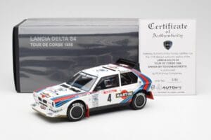 Lancia Delta S4 Martini #4 H. Toivonen / S. Cresto Rally Tour de Corse 1986 AUTOart 1:18 88620 Kov – obrázek 8 z 8
