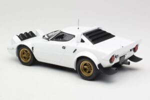 Lancia Stratos HF Stradale Bílý Minichamps 1:18 155741700 Kov – obrázek 5 z 6