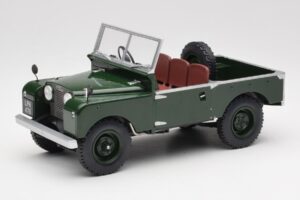 Land Rover 88 Series 1 Open Top Tmavě Zelený MCG 1:18 MCG18367 Kov