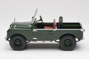 Land Rover 88 Series 1 Open Top Tmavě Zelený MCG 1:18 MCG18367 Kov – obrázek 5 z 6
