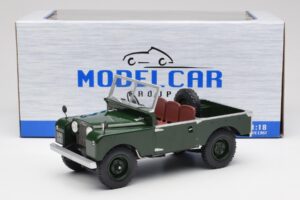 Land Rover 88 Series 1 Open Top Tmavě Zelený MCG 1:18 MCG18367 Kov – obrázek 6 z 6