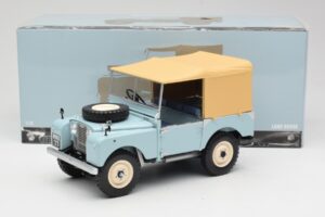 Land Rover 88 Series I RAF Blue Minichamps 1:18 150168908 Kov – obrázek 8 z 8
