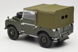 Land Rover 88 Series I Matt Green Minichamps 1:18 150168909 Kov – obrázek 7 z 8