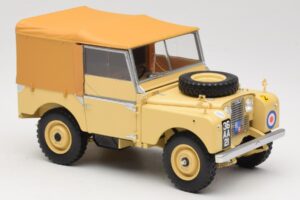 Land Rover 88 Series I RAF Beige Minichamps 1:18 150168911 Kov – obrázek 6 z 8