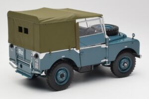 Land Rover 88 Series I Světle Modrý Minichamps 1:18 150168907 Kov – obrázek 3 z 8