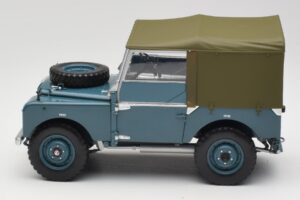 Land Rover 88 Series I Světle Modrý Minichamps 1:18 150168907 Kov – obrázek 4 z 8