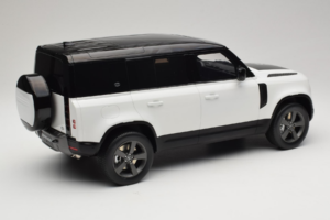 Land Rover Defender 110 L663 GT Spirit 1:12 GT554 Pryskyřice – obrázek 2 z 6