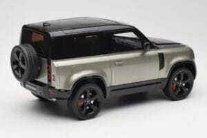Land Rover Defender 90 HSE P400 L663 Pangea Green Metallic GT Spirit 1:18 GT517 Pryskyřice – obrázek 2 z 6