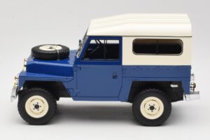 Land Rover Lightweight Series III Tmavě Modrý BoS Models 1:18 BOS382 Pryskyřice – obrázek 3 z 6