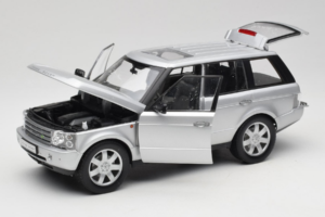 Land Rover Range Rover L322 Stříbrný Welly 1:18 12536W Kov – obrázek 2 z 8