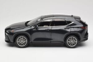 Lexus NX450h+ AZ20 Černý Kyosho 1:18 08968GBK Pryskyřice – obrázek 4 z 8