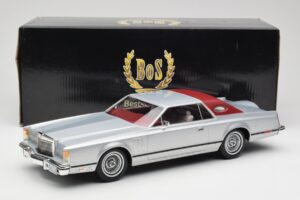 Lincoln Continental Mark V Coupe Stříbrný BoS Models 1:18 BOS084 Pryskyřice – obrázek 6 z 6