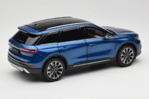 Lincoln Corsair Modrý OEM 1:18 LINCOLN001 Kov – obrázek 3 z 8