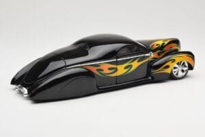 Lincoln Zephyr Scrape Custom Černý s Plameny Hot Wheels 1:18 57319 Kov – obrázek 3 z 8