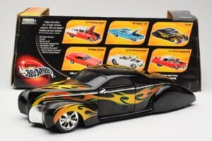 Lincoln Zephyr Scrape Custom Černý s Plameny Hot Wheels 1:18 57319 Kov – obrázek 8 z 8
