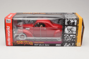 Lincoln Zephyr The Three Stooges Filmový Vůz Auto World 1:18 AWSS113/06 Kov
